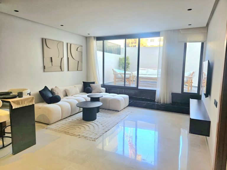 Studio meublé neuf a louer longue durée à Maarif