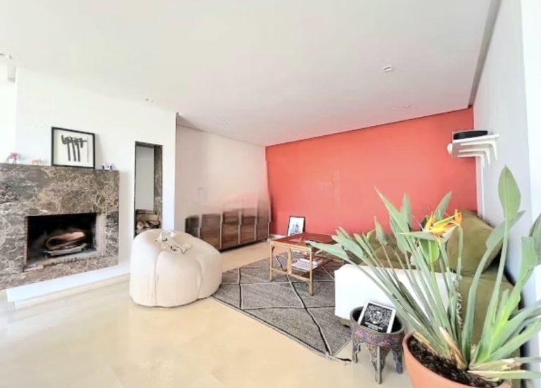 Location longue durée – Appartement 3 chambres meublé de 205 m² à Racine, Casablanca