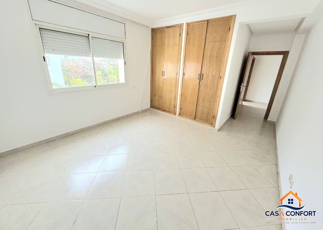 Lire la suite à propos de l’article À louer – Appartement haut standing vide de 117 m² à Ain Diab, Casablanca