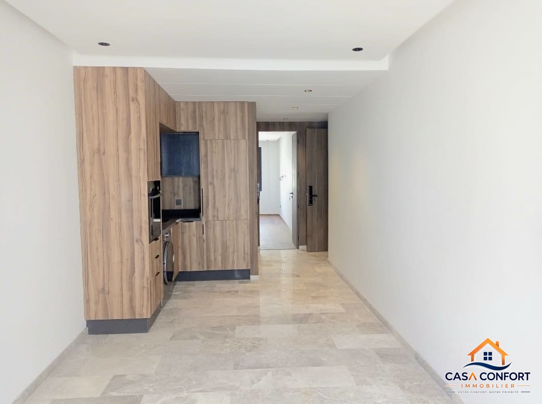 Lire la suite à propos de l’article Studio neuf standing de 46m a louer vide pour la longue durée – Casablanca