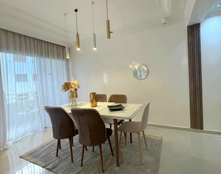 Appartement de 200 m² à Louer Meublé – Longue Durée au Quartier CIL, Casablanca