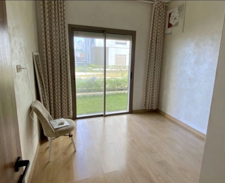 Appartement neuf haut standing de 154 m² en résidence fermée avec piscine à louer – Zenata