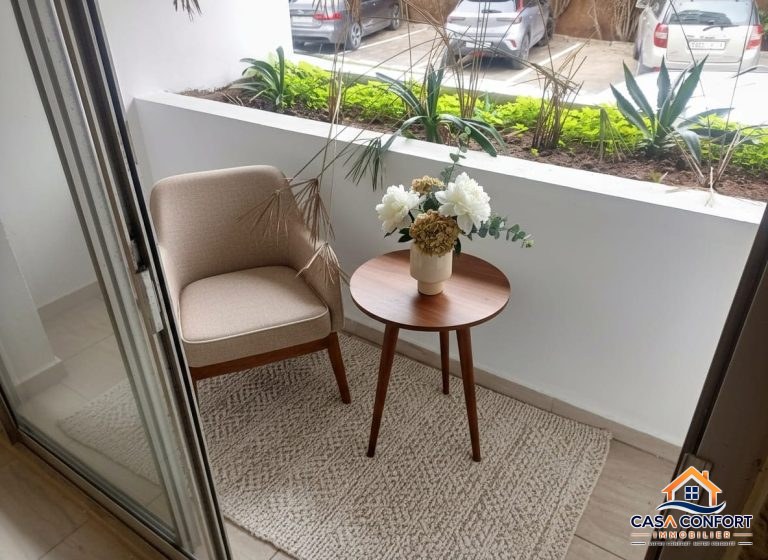 Appartement vide de standing à louer à Gauthier – Location longue durée à Casablanca