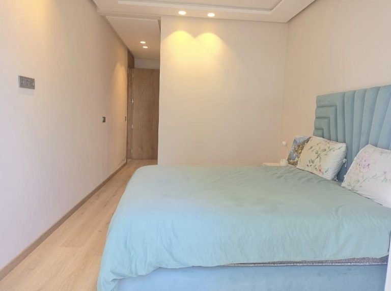Appartement meublé haut standing à louer à Palmier – Location longue durée à Casablanca