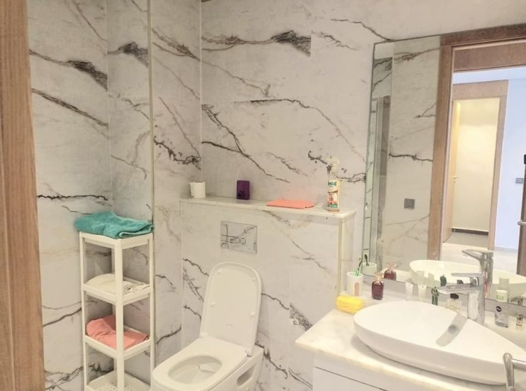 Appartement meublé haut standing à louer à Palmier – Location longue durée à Casablanca