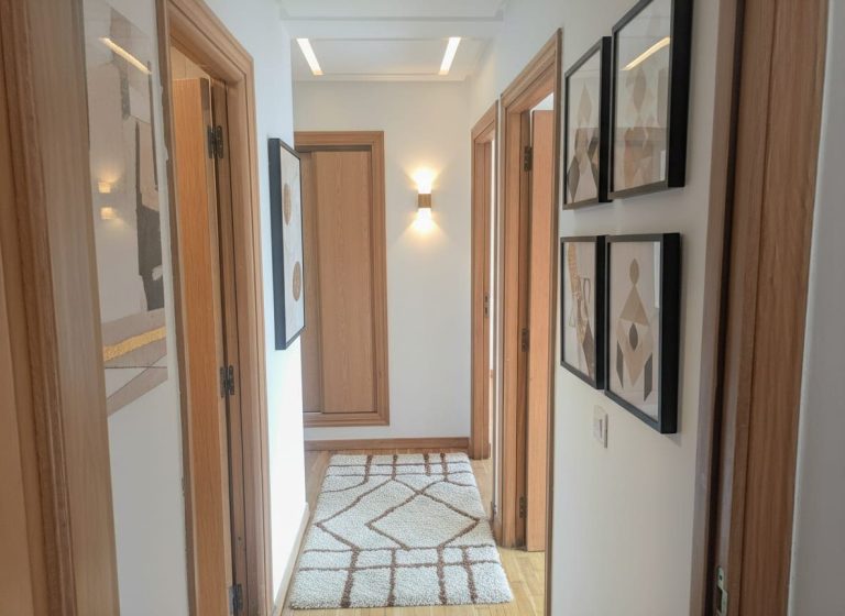 Location Appartement 3 chambres vide de 178 m² en longue durée Racine Casablanca