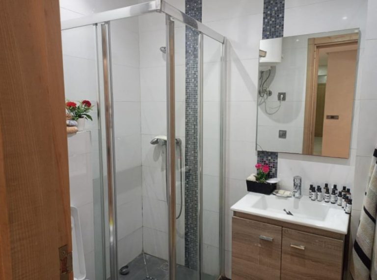 Studio meublé haut standing de 50 m² à louer longue durée à Maârif – Casablanca