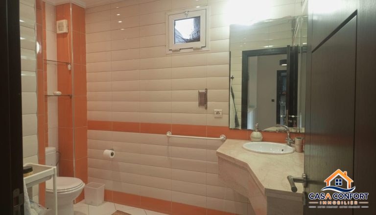 Appartement meublé haut standing de 165 m² à louer à Gauthier à Casablanca