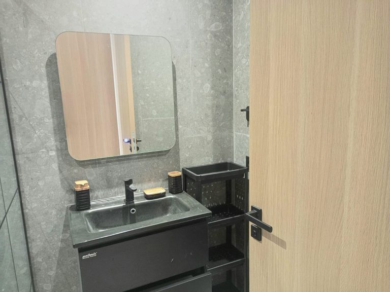 Studio neuf premium de 46 m² à louer meublé – Les Hôpitaux, Casablanca