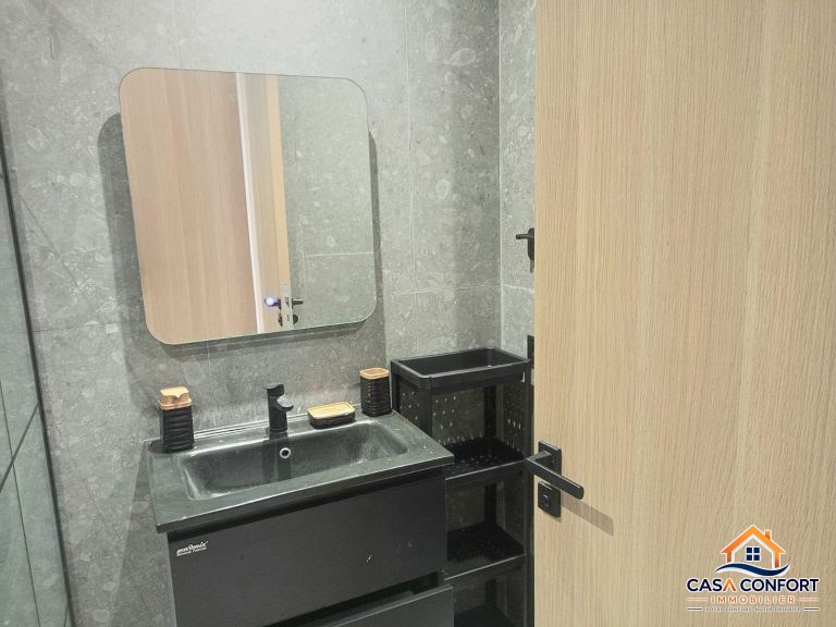 Studio neuf premium de 46 m² à louer meublé – Les Hôpitaux, Casablanca