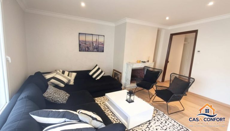 Appartement meublé avec terrasse à louer à Racine – 91 m² de confort au cœur de Casablanca