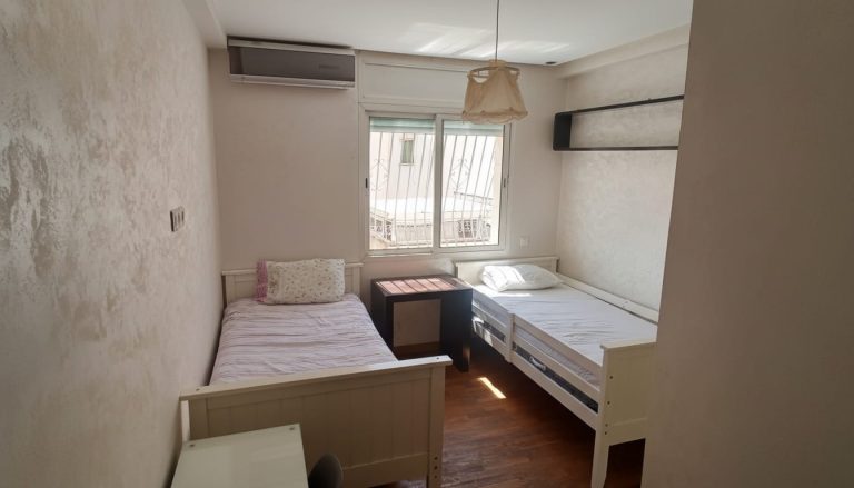 Appartement meublé 2 chambres meublé de 100 m² à louer à Ghandi – Casablanca