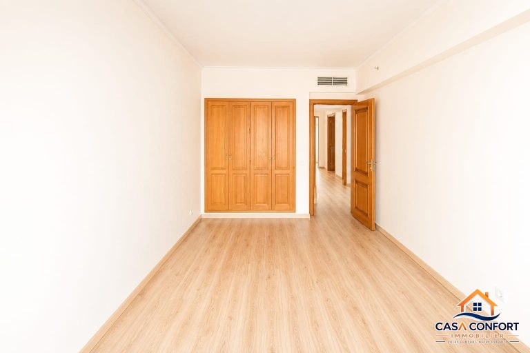 Location appartement vide 180 m² haut standing à Gauthier – Casablanca