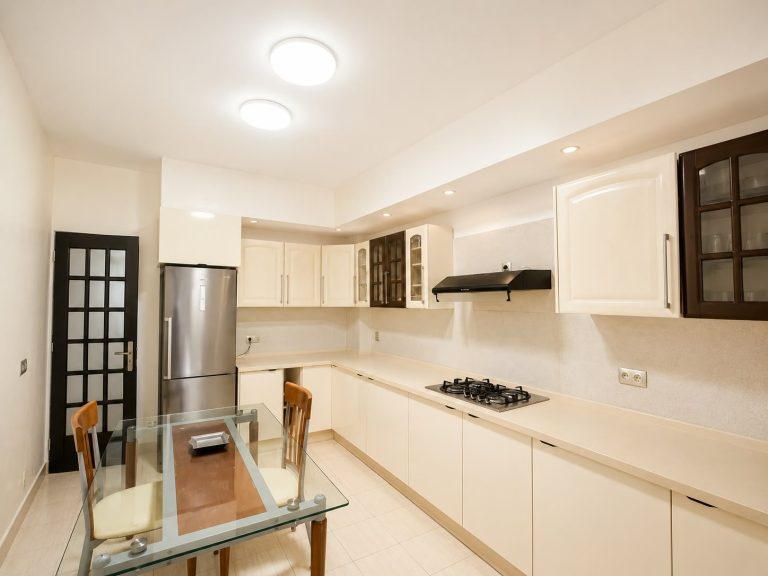 location appartement 3 chambres meublé de 200 m² – CIL, Casablanca