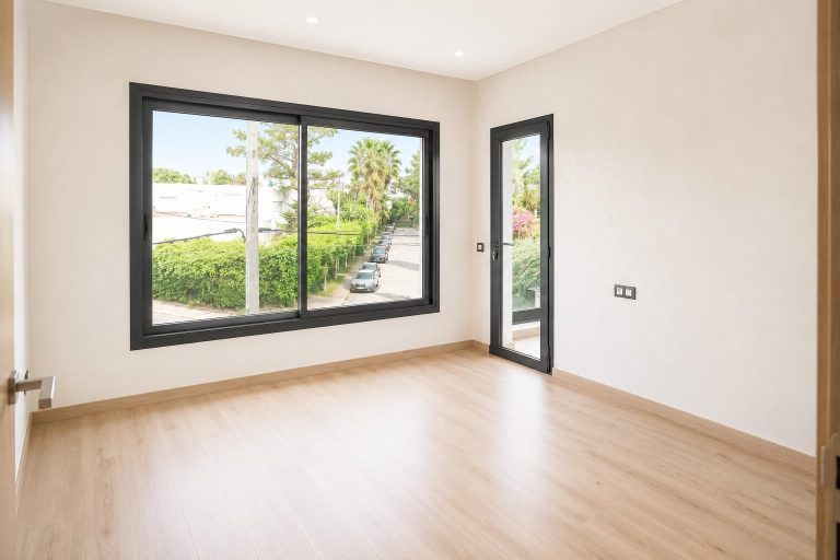 Location appartement 2 chambres vide haut standing de 85 m² à Oasis – Casablanca