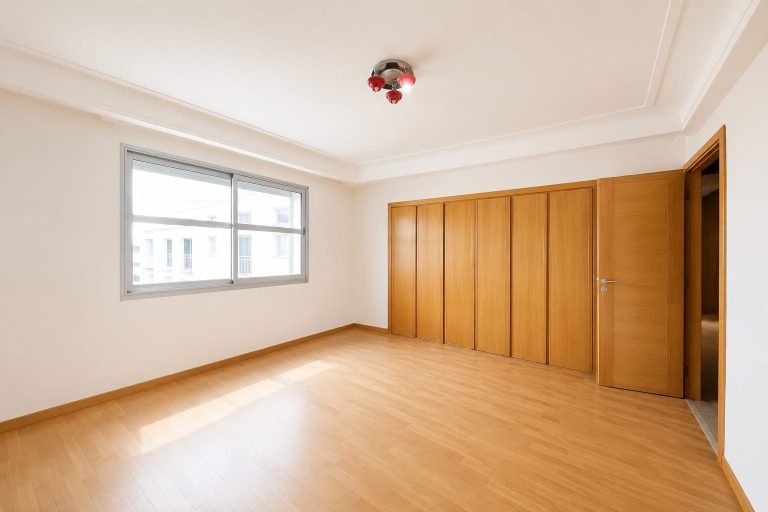 Charmant appartement 2 chambres à louer non meublé au Triangle d’Or, Casablanca
