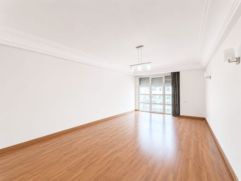 Charmant appartement 2 chambres à louer non meublé au Triangle d’Or, Casablanca