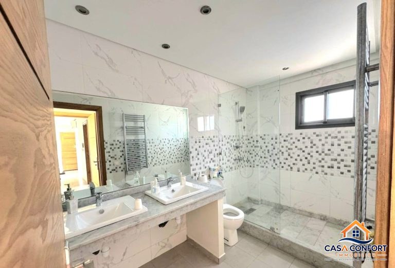 Location appartement 2 chambres vide de 80 m² avec terrasse à Ferme Bretonne – Casablanca