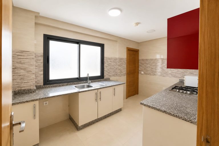 Location appartement 2 chambres vide de 80 m² avec terrasse à Ferme Bretonne – Casablanca